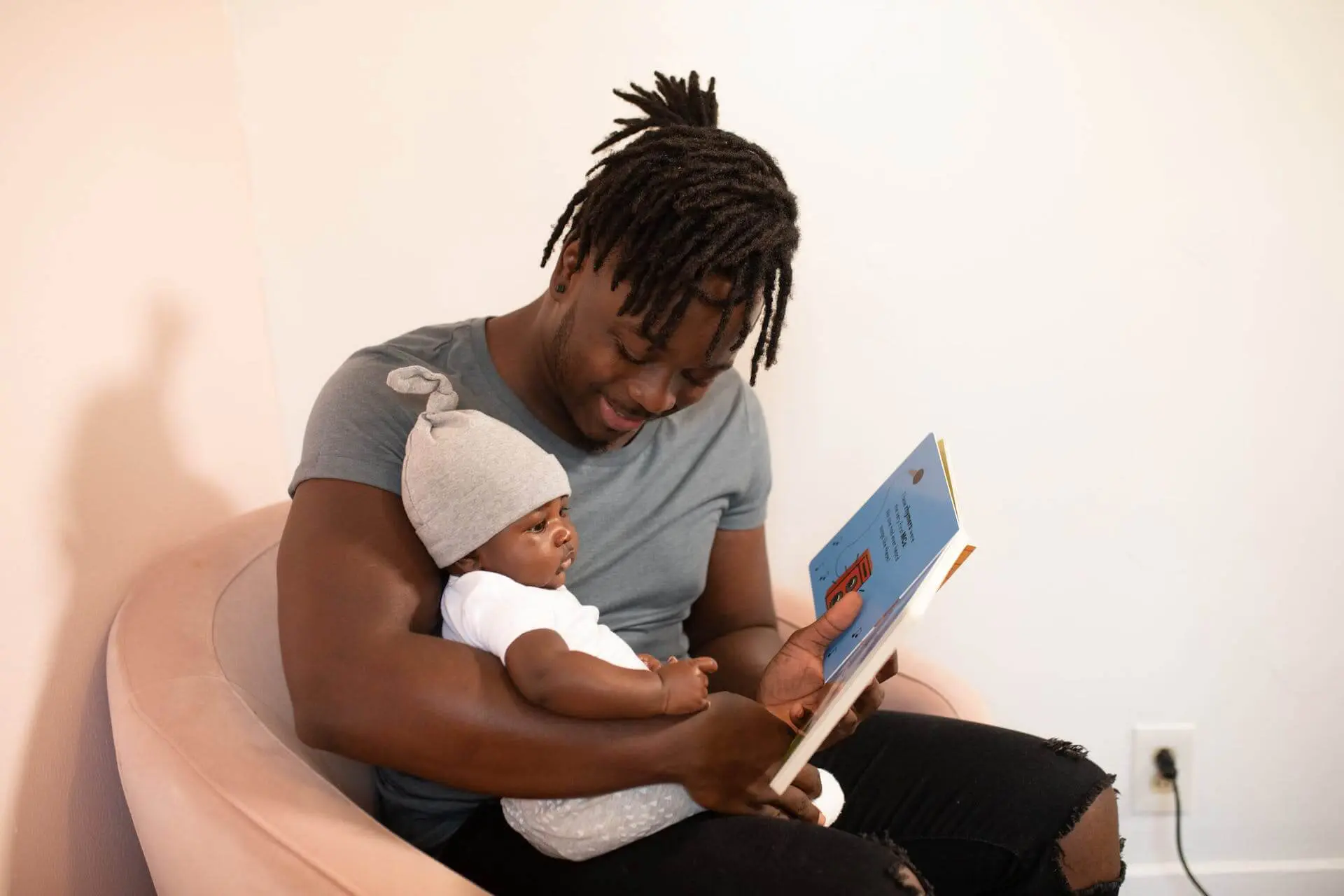 Señales positivas de la lectura temprana en bebés y niños pequeños 