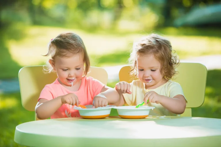 Paso a Paso hacia los Alimentos Sólidos